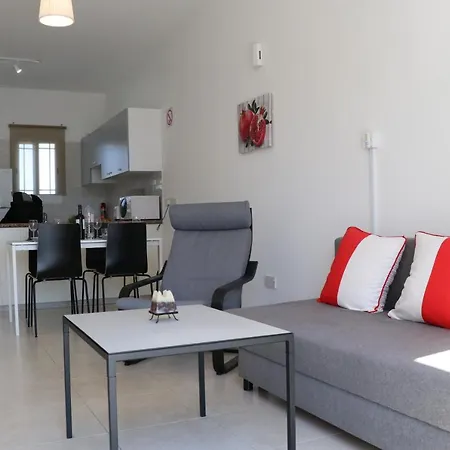 Cyking 2 Bed With Pool & 10 Min To *