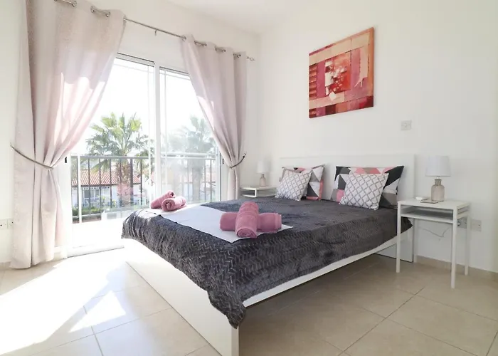 Cyking 2 Bed With Pool & 10 Min To Lägenhet Paphos