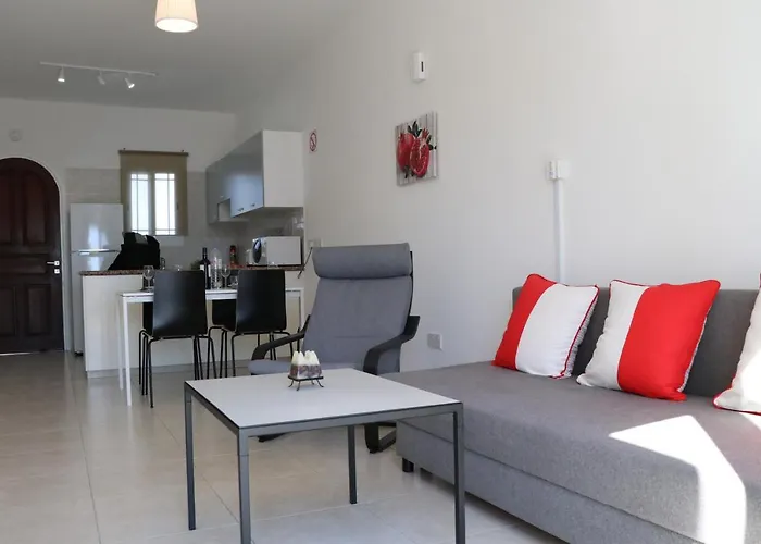 Cyking 2 Bed With Pool & 10 Min To *